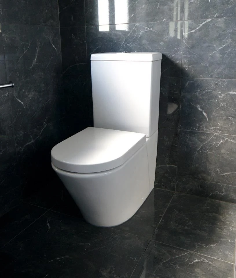 Intensive deep cleaning of three bathrooms in Hyderabad including full descaling